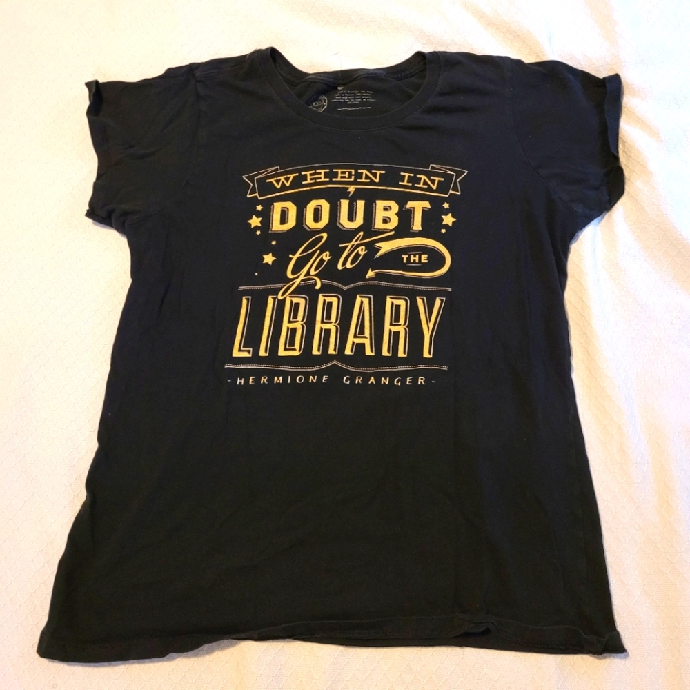 Harry Potter Black T-Shirt with Gold Hermoine Granger Library Quote- XXL